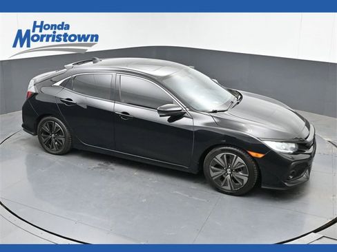 Used 2018 Honda Civic EX image 1