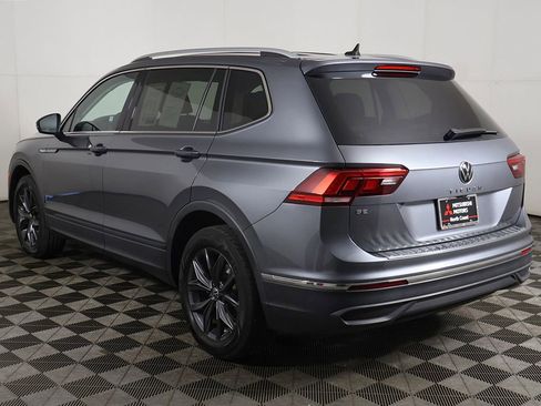Used 2023 Volkswagen Tiguan SE FWD image 9