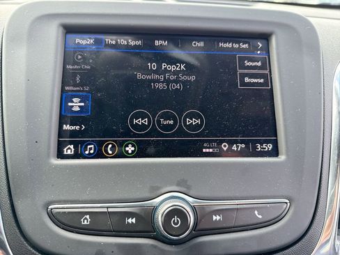 Used 2024 Chevrolet Equinox LT w/ LPO, Floor Liner Package FWD image 16