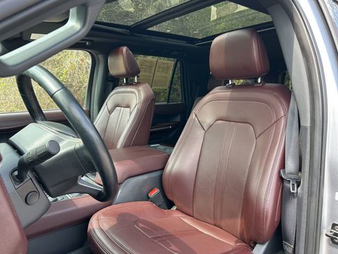 Used 2024 Ford Expedition Max Limited image 20