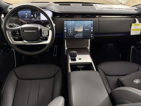 New 2026 Land Rover Range Rover Long Wheelbase SE image 10