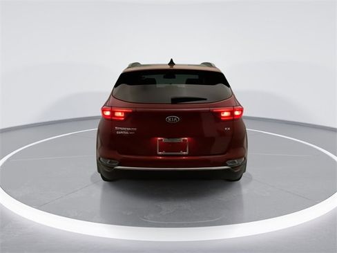 Used 2020 Kia Sportage EX w/ EX Technology Package image 3