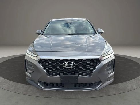 Used 2019 Hyundai Santa Fe SEL image 2