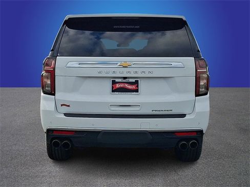 Used 2024 Chevrolet Suburban Premier image 5