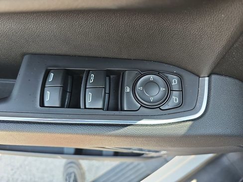 Used 2022 GMC Sierra 1500 Elevation w/ LPO, Elevation Black Package AWD/4WD image 32