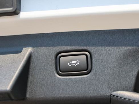 New 2026 Hyundai Tucson Limited image 9