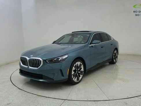 Used 2026 BMW 530i RWD image 66