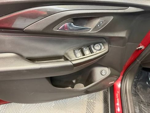 Used 2022 Chevrolet TrailBlazer RS w/ Sun and Liftgate Package FWD image 12