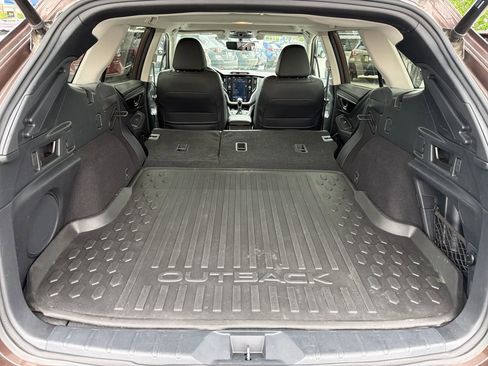 Used 2021 Subaru Outback Limited AWD/4WD image 28