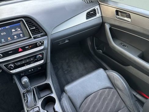 Used 2018 Hyundai Sonata Sport FWD image 13