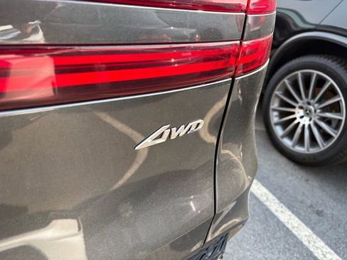 Used 2025 Genesis GV70 2.5T image 24