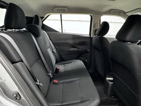 Used 2024 Nissan Kicks S image 21