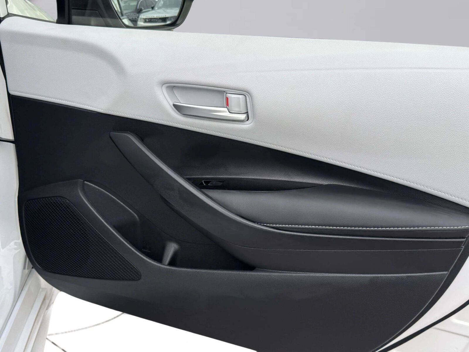 Used 2024 Toyota Corolla SE FWD image 41