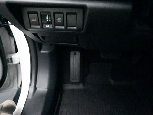 New 2025 Subaru Outback Premium image 16