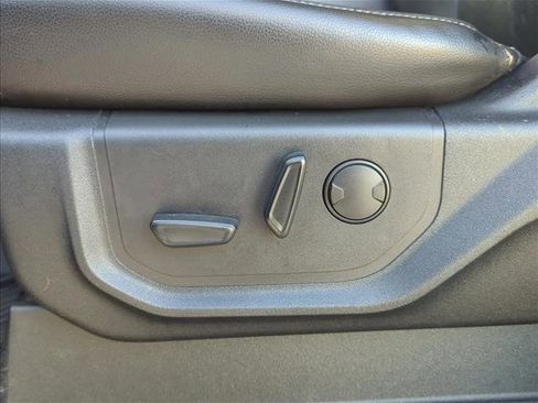 Used 2019 Ford F150 Lariat w/ Equipment Group 502A Luxury image 7