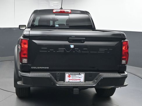 Used 2024 Chevrolet Colorado Trail Boss w/ Technology Package image 7