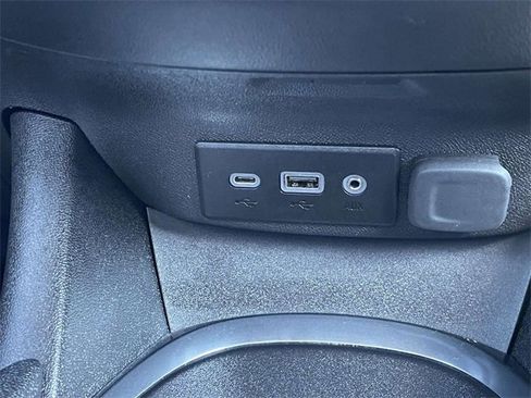 Used 2024 Chevrolet Malibu LT image 22