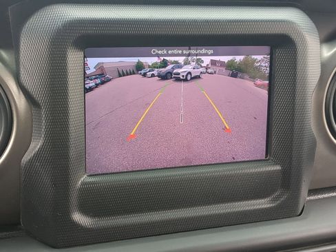 Used 2021 Jeep Wrangler Unlimited Sport image 34