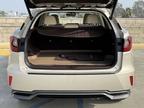 Used 2016 Lexus RX 450h FWD image 13