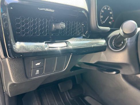 Used 2025 Honda CR-V EX-L image 30