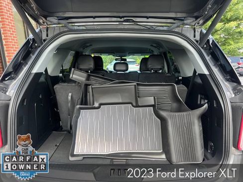 Used 2023 Ford Explorer XLT w/ Equipment Group 202A AWD/4WD image 25