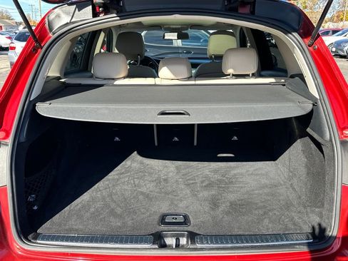 Used 2018 Mercedes-Benz GLC 300 4MATIC w/ Multimedia Package image 20