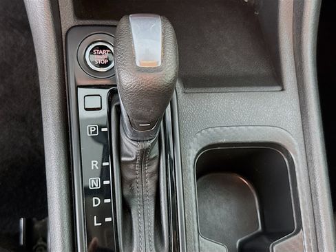 Used 2022 Nissan Sentra S FWD image 19