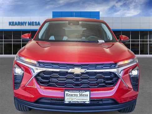 New 2026 Chevrolet Trax LS w/ LS Convenience Package image 2