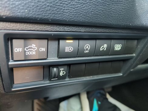 Used 2024 Toyota Tundra SR5 image 13