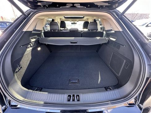 Certified 2022 Lincoln Nautilus Reserve image 42