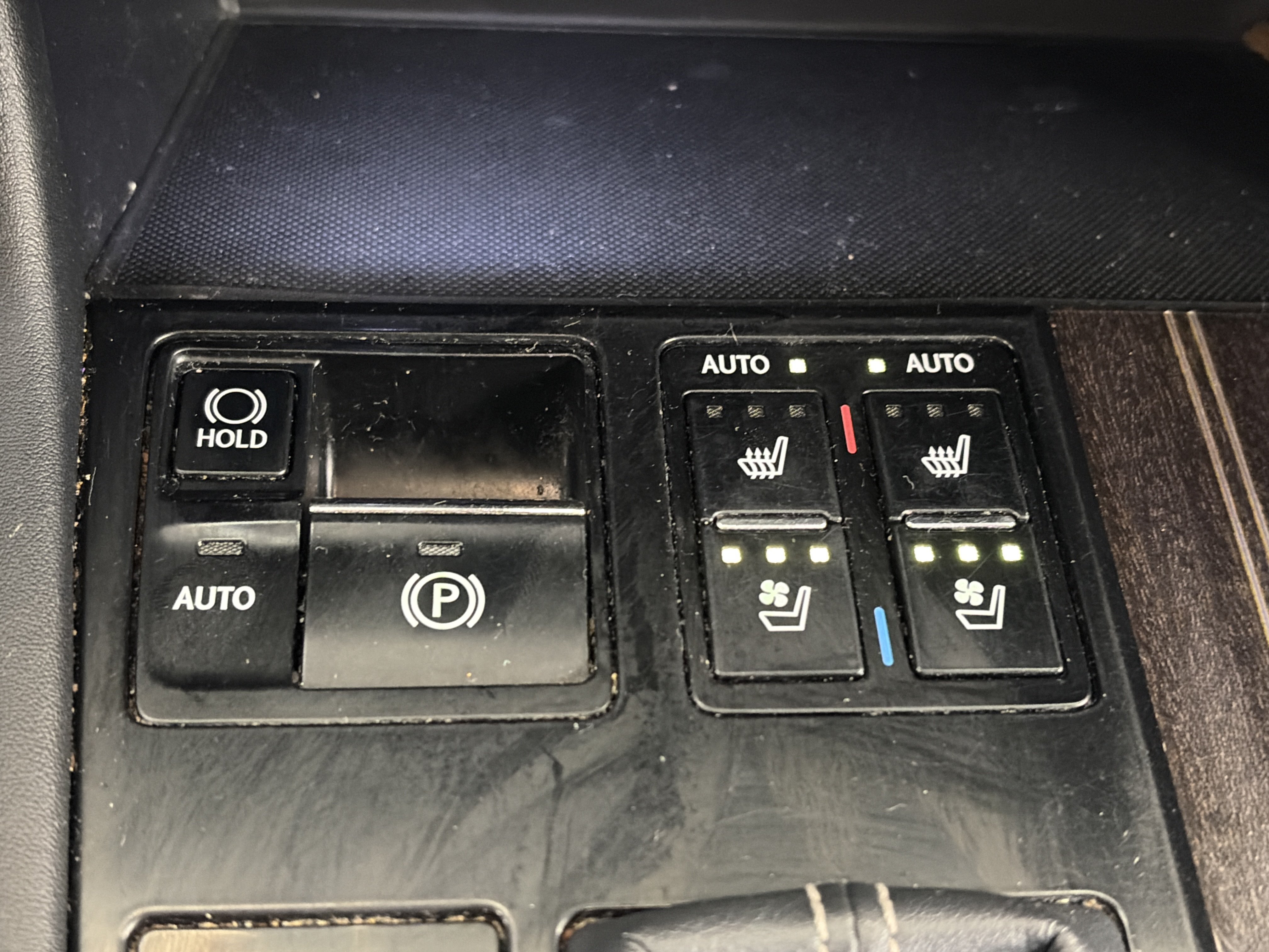 Used 2019 Lexus RX 350L Luxury w/ Accessory Package AWD/4WD image 24