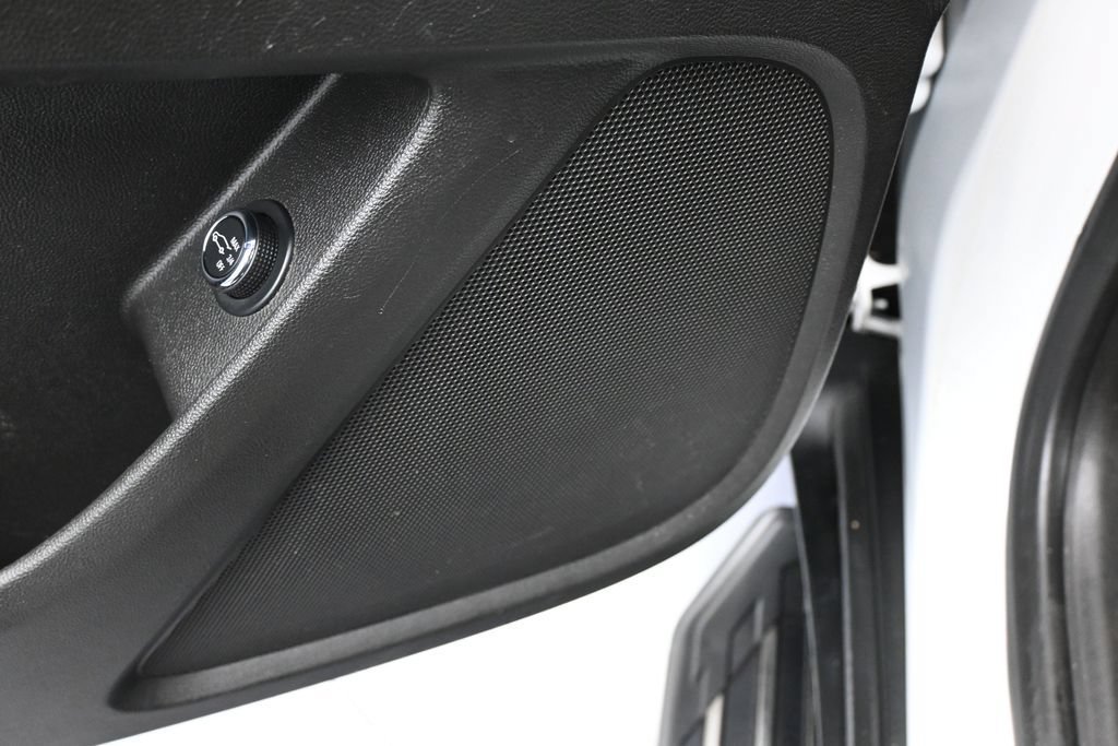 Used 2022 Chevrolet Traverse LT AWD/4WD image 17