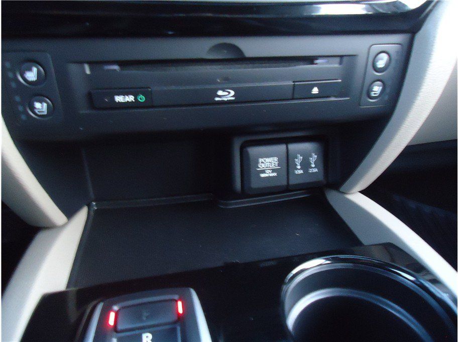 Used 2016 Honda Pilot Elite image 33