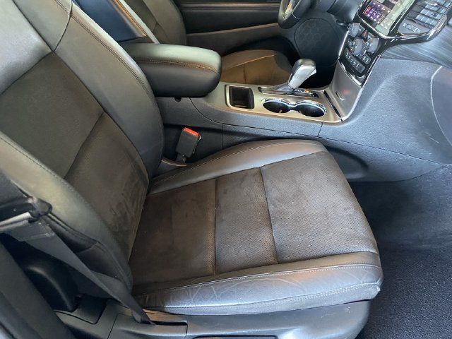 Used 2021 Jeep Grand Cherokee Laredo X AWD/4WD image 10