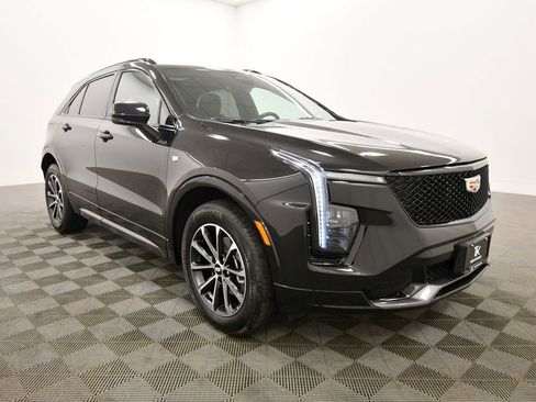 Used 2024 Cadillac XT4 Sport image 10