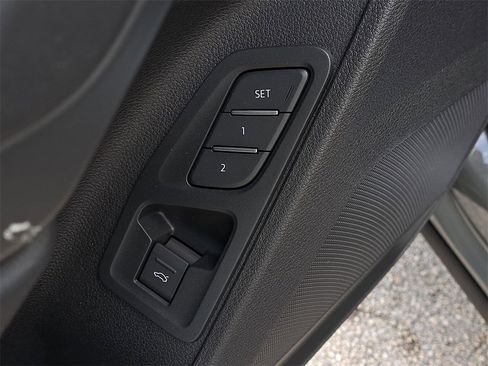 New 2025 Audi Q3 2.0T Premium image 21