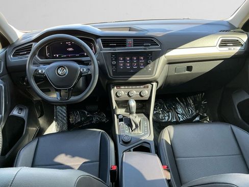 Used 2021 Volkswagen Tiguan SEL image 10