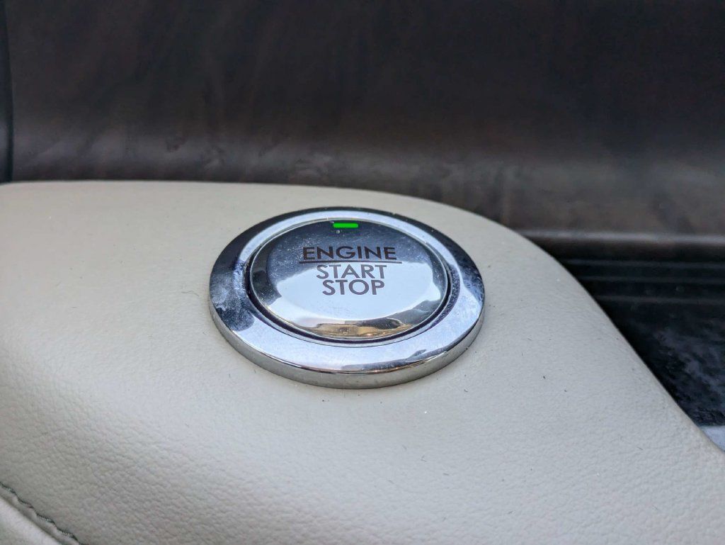 Used 2021 Lincoln Aviator Reserve w/ Equipment Group 201A AWD/4WD image 32