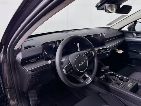 New 2026 Kia K5 LXS FWD image 9