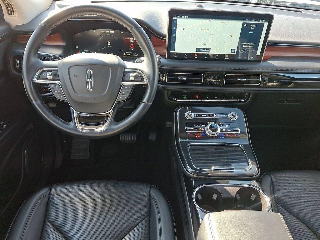 Certified 2023 Lincoln Nautilus Reserve AWD/4WD image 11