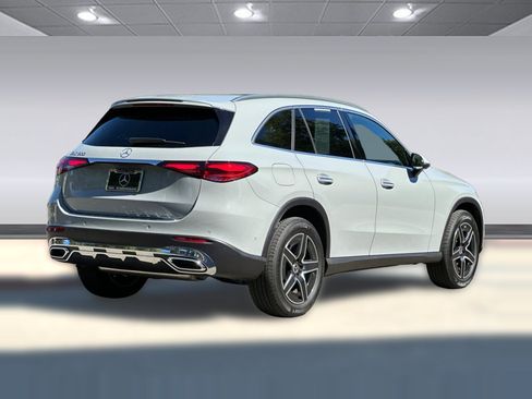 Certified 2026 Mercedes-Benz GLC 300 image 9