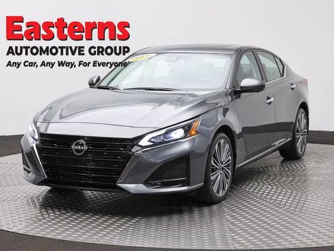 Used 2023 Nissan Altima 2.5 SL AWD/4WD image 1