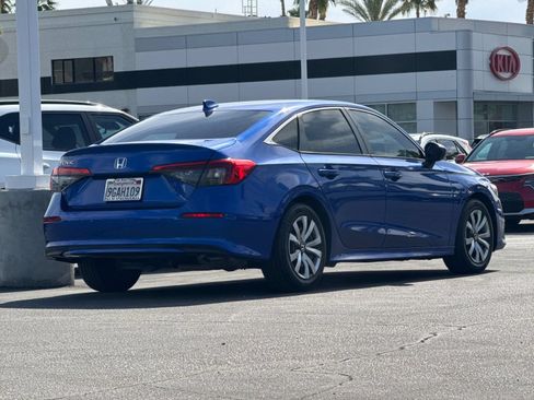 Used 2023 Honda Civic LX image 3