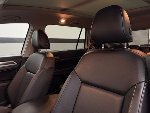 Used 2019 Volkswagen Atlas SE w/ Panoramic Sunroof Package image 20