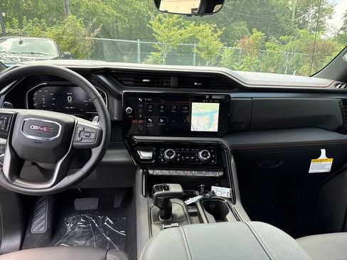New 2026 GMC Sierra 1500 AT4 w/ AT4 Premium Package AWD/4WD image 15