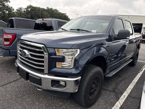 Used 2015 Ford F150 XLT w/ Equipment Group 301A Mid AWD/4WD image 7