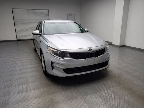 Used 2017 Kia Optima LX FWD image 14