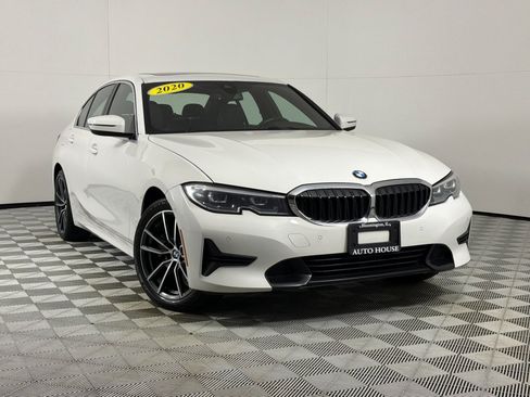 Used 2020 BMW 330i xDrive Sedan w/ Convenience Package AWD/4WD image 2