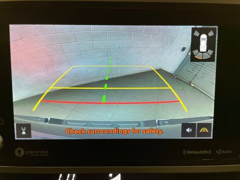 Used 2022 Toyota Tundra SR5 w/ SR5 Convenience Package AWD/4WD image 15