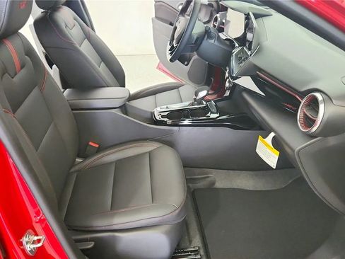 New 2026 Chevrolet Trax RS w/ Driver Confidence Package FWD image 36